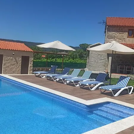 Veiga Da Porta - *
