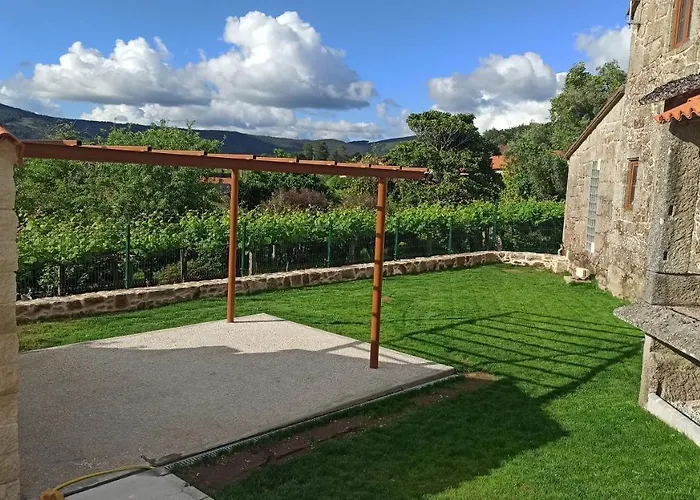 Veiga Da Porta - Ferienhaus Cequeril